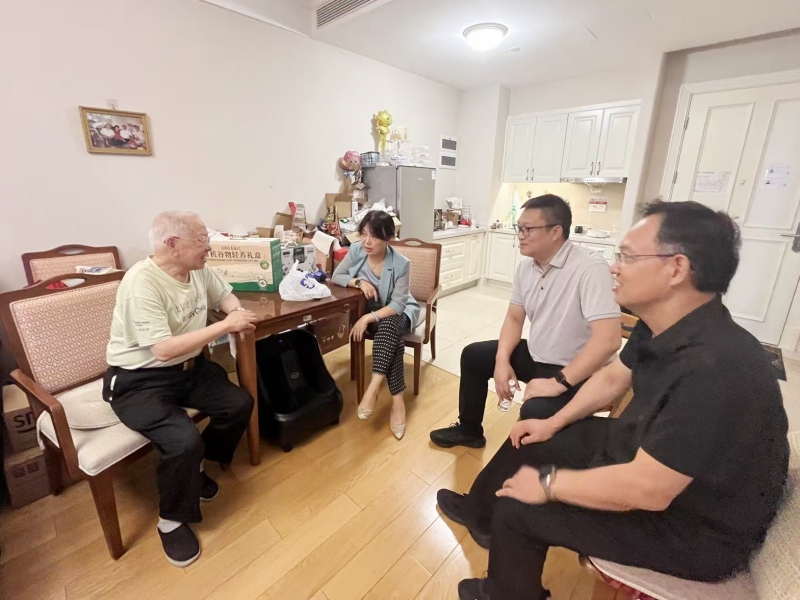 致敬抗战老兵,公司慰问暖人心!
