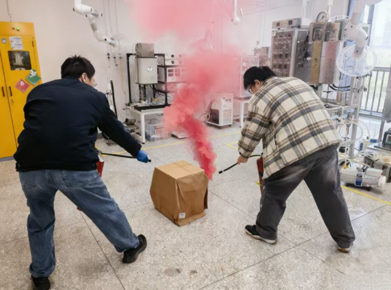 公司成功开展2025年度综合应急演练 公司成功开展2025年度综合应急演练