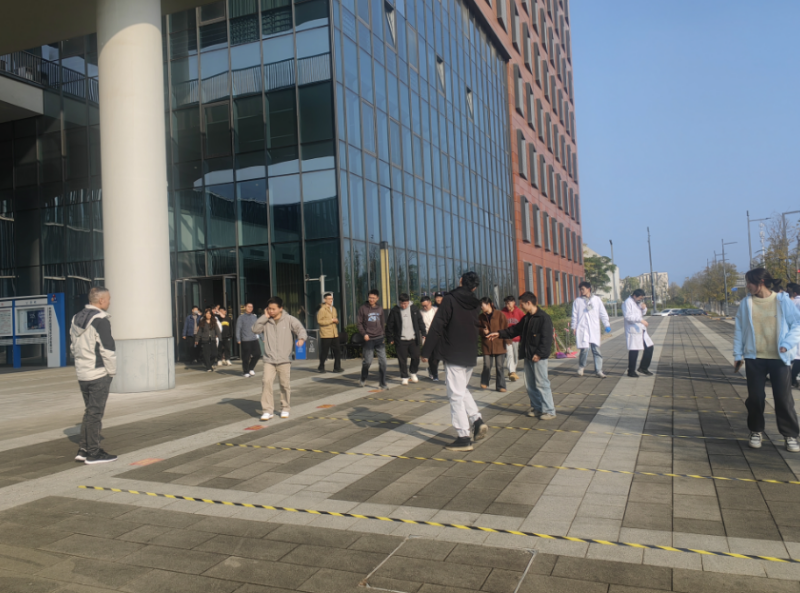 公司成功开展2025年度综合应急演练 公司成功开展2025年度综合应急演练