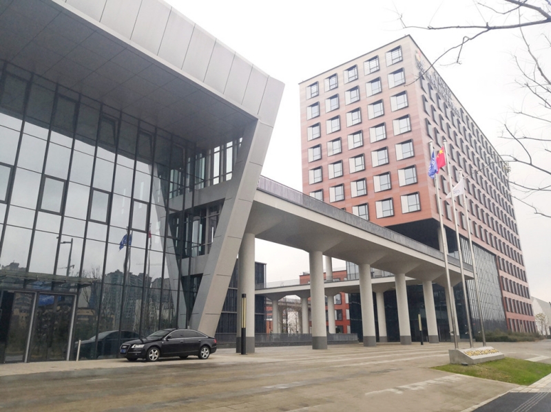 公司召开2025年度工作总结会议